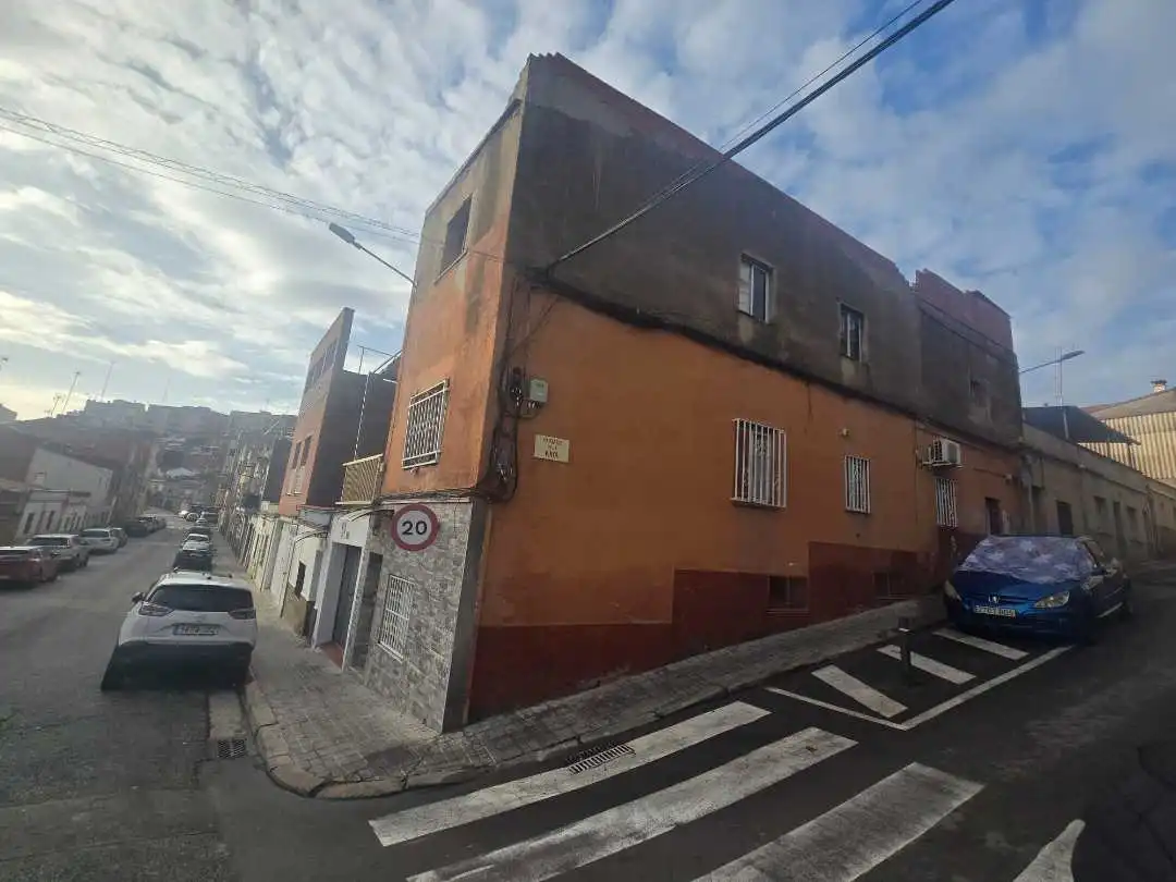 Vista exterior de Pis en venda en Sabadell