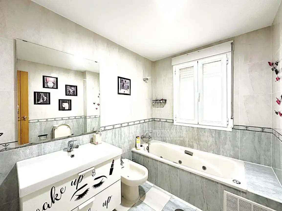 Piso con terraza en venta en C. Hornillos, imagen 26