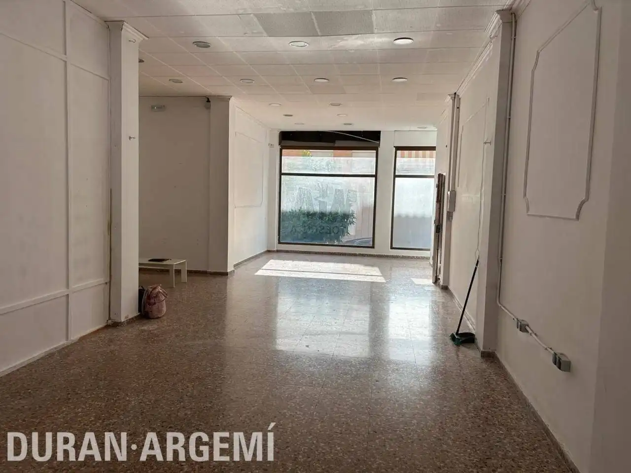Local commercial à louer à Calle JACINT VERDAGUER, imagen 4