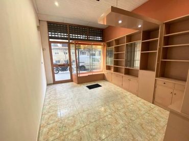 Local comercial en alquiler en CONDE DE TORRECEDEIRA