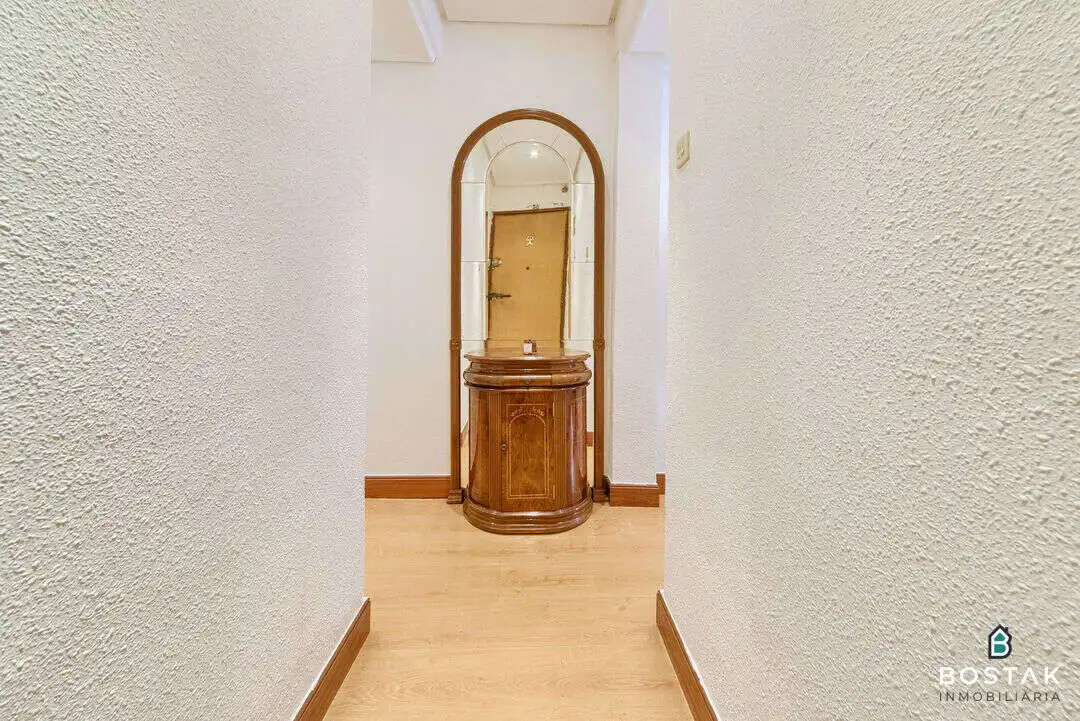 Piso en venta en Bilbao  con Calefacción y Balcón