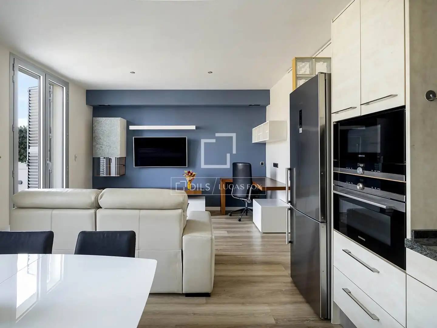 Wohnzimmer von Dachboden zum Verkauf in Barcelona mit Heizung, Terrasse und Möbliert