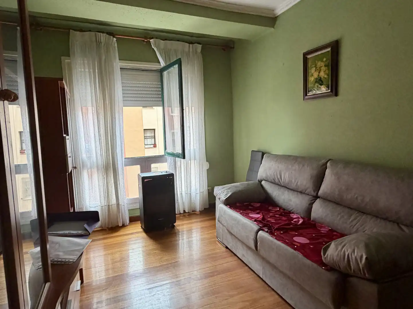 Sala d'estar de Pis de lloguer en Santander amb Terrassa i Moblat