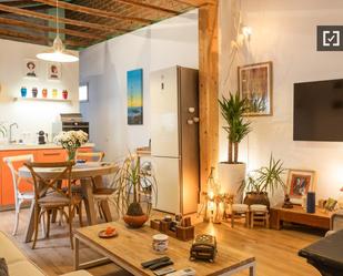 Living room of Flat to rent in  Madrid Capital  with Air Conditioner, Heating and Furnished