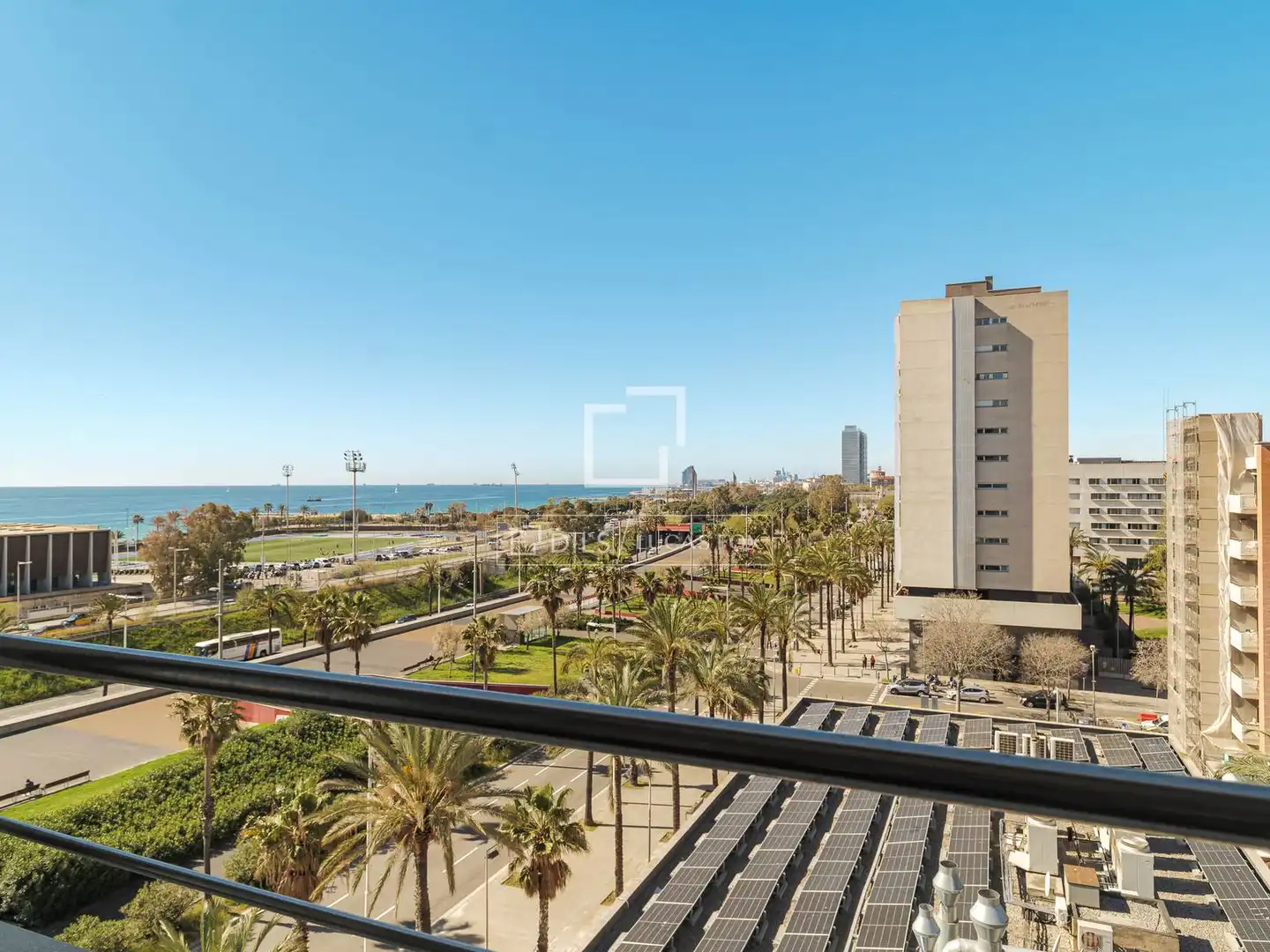 Vista exterior de Piso de alquiler en Barcelona con Aire acondicionado, Calefacción y Amueblado