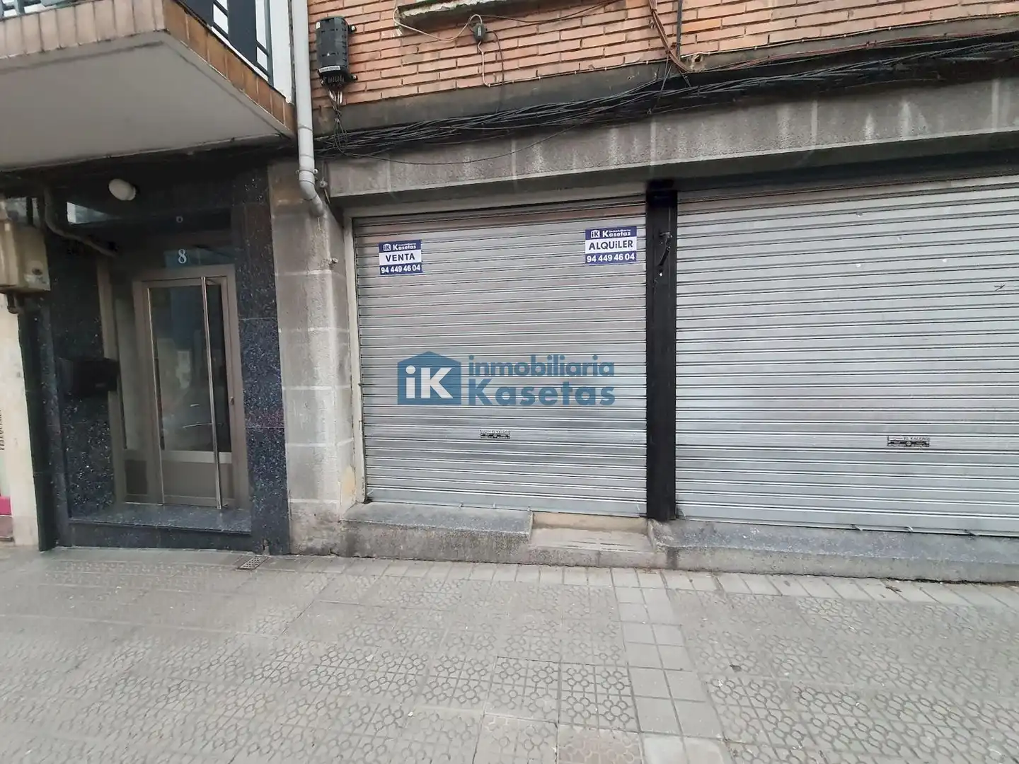 Locale commerciale in affitto a Centro - Ariz - Uribarri