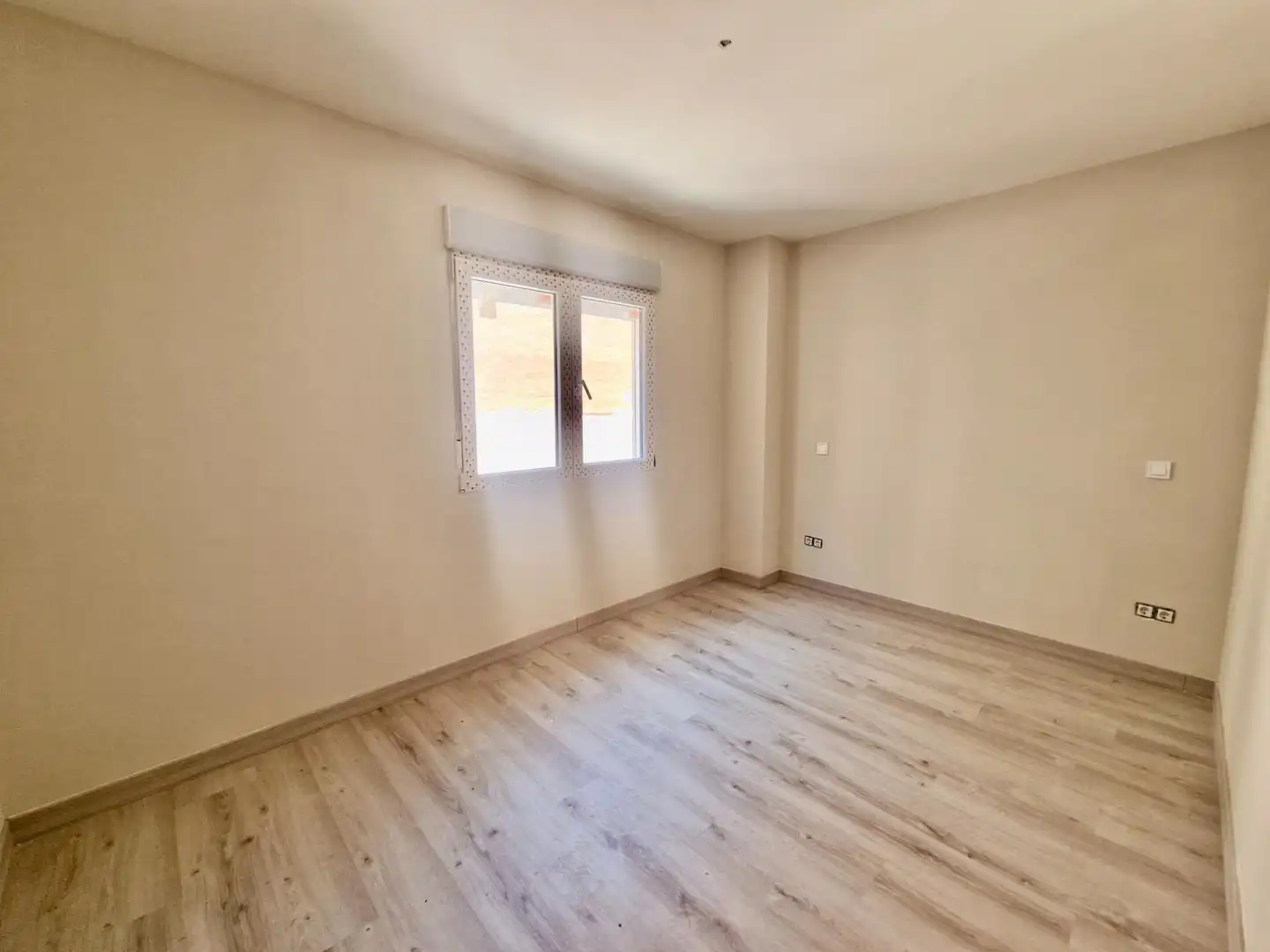 Habitación de Piso en venta en Coslada con Aire acondicionado, Calefacción y Balcón
