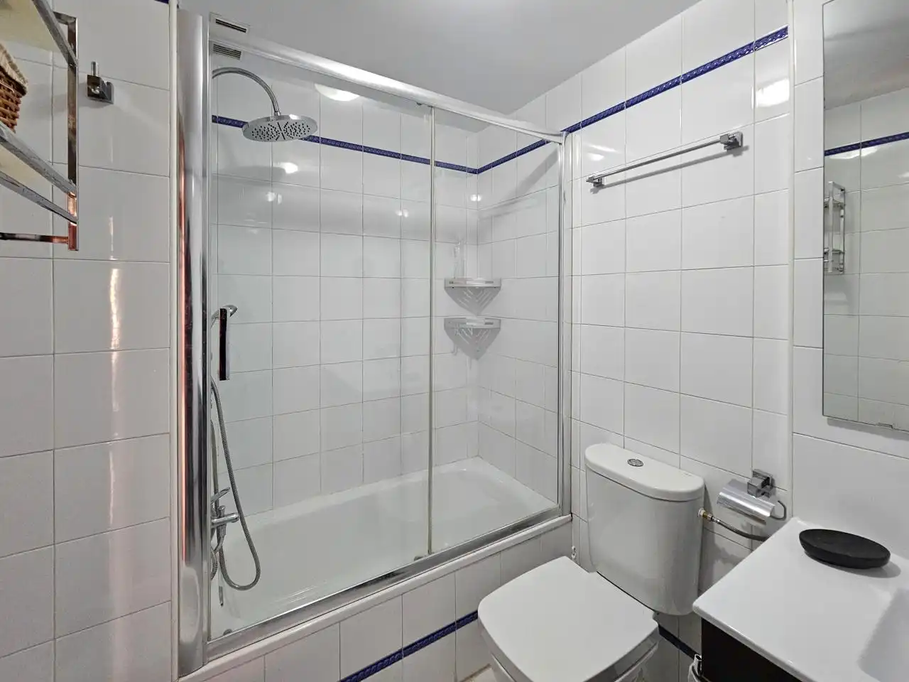 Badezimmer von Wohnung zum Verkauf in Alcalá de Guadaira mit Möbliert und Balkon
