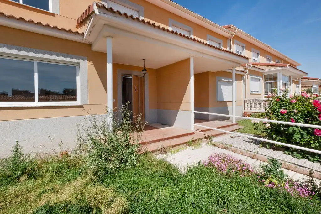 Exterior view of Detached homes for sale in Aldearrubia