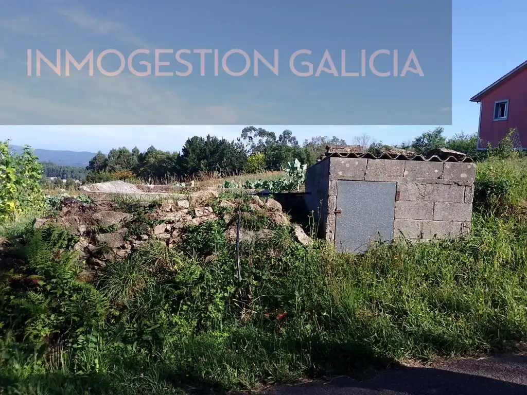 Residencial en venda en A Laracha  