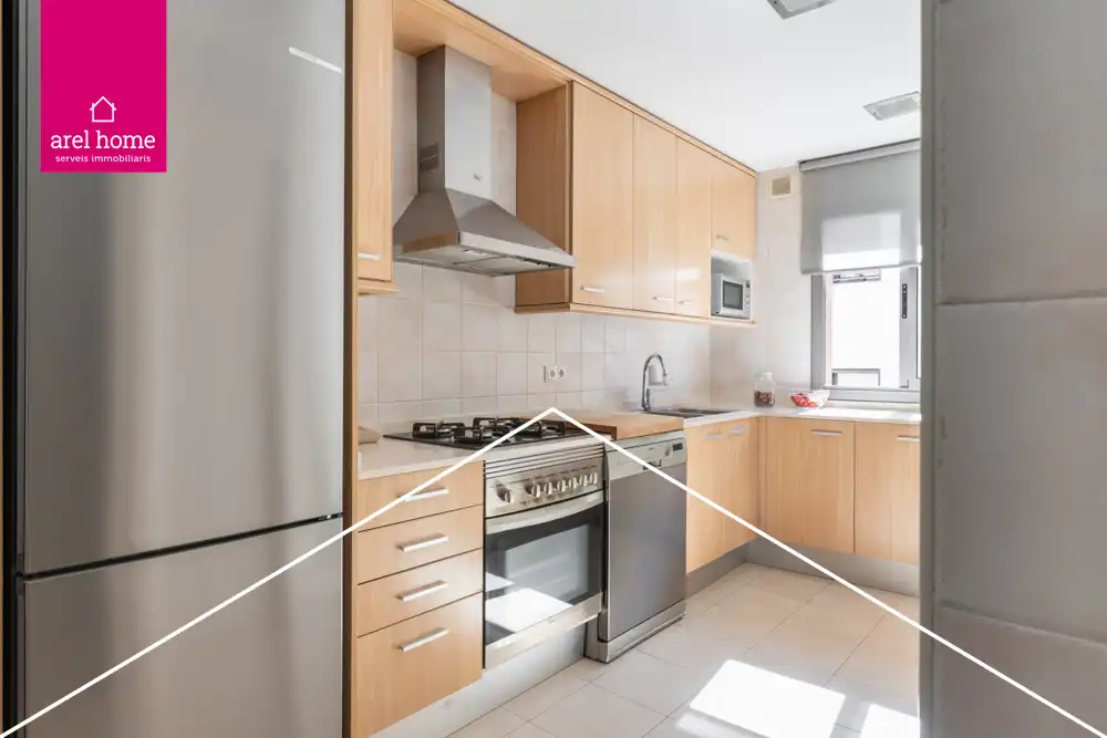 Cocina de Piso en venta en Sant Just Desvern con Calefacción, Parquet y Balcón