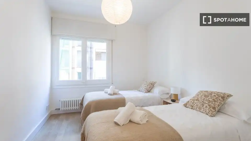 Bedroom of Flat for rent in Barcelona  with Air Conditioner, Heating and Furnished