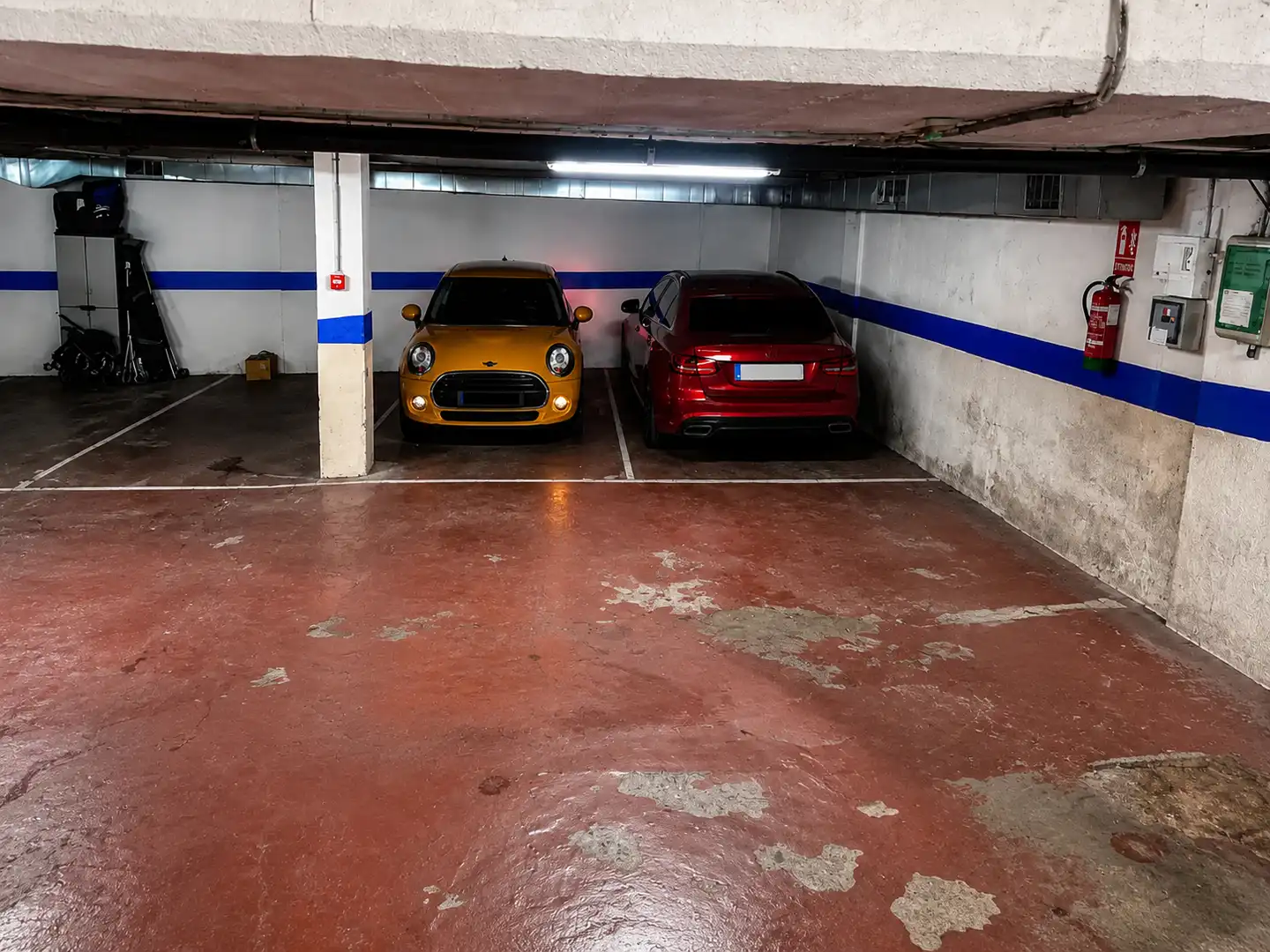 Parkplatz von Wohnung zur Miete in Torrelavega  mit Heizung, Terrasse und Abstellraum