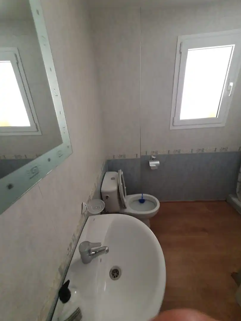 Bathroom of Flat for rent in Binissalem  with Air Conditioner