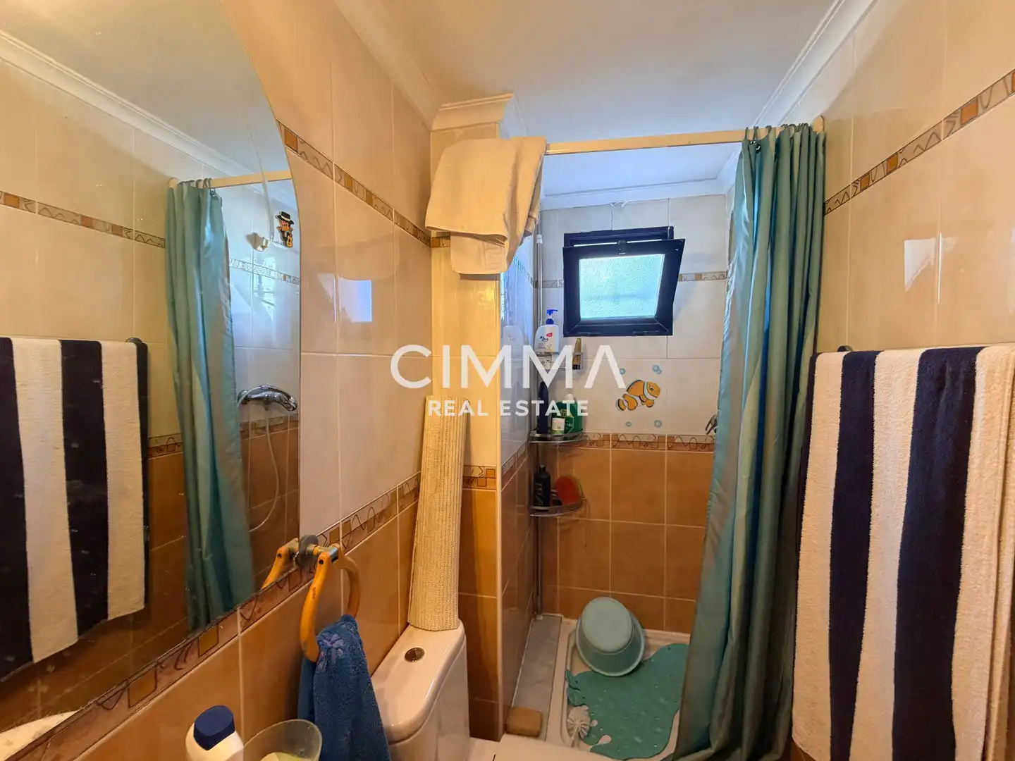 Badezimmer von Erdgeschoss zum Verkauf in Villajoyosa / La Vila Joiosa mit Privatgarten, Terrasse und Schwimmbad