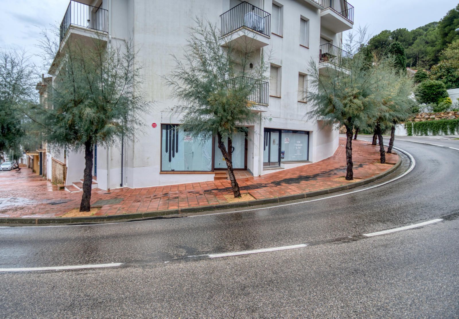 Vista exterior de Local en venda en Palafrugell