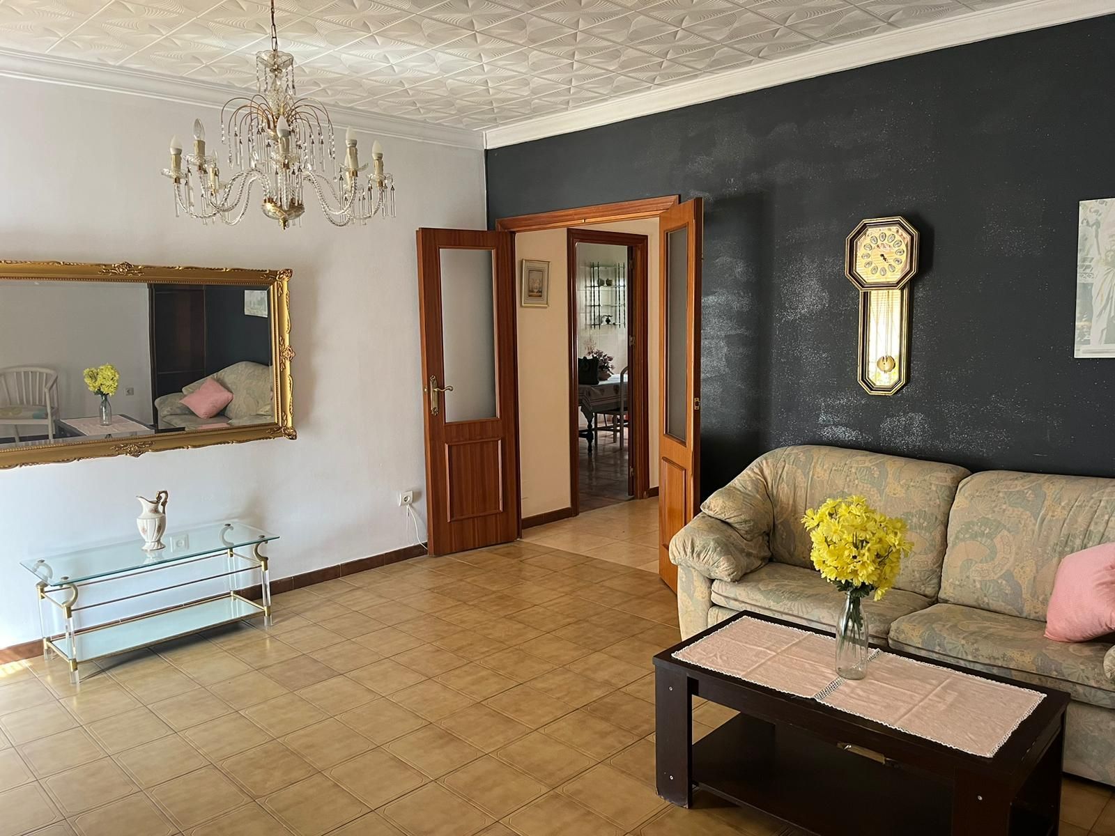 Sala d'estar de Casa o xalet en venda en Vélez-Málaga amb Terrassa