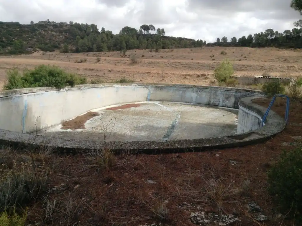 Piscina de Finca rústica en venta en Calaceite con Jardín privado, Trastero y Piscina