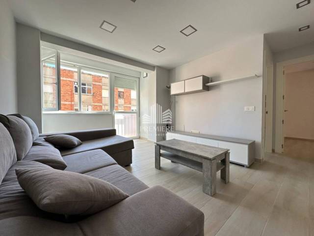 Piso en Alquiler en Calle Guindos en Garrido Norte