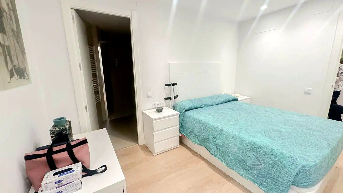 Dormitori de Apartament en venda en  Logroño amb Aire condicionat, Calefacció i Terrassa