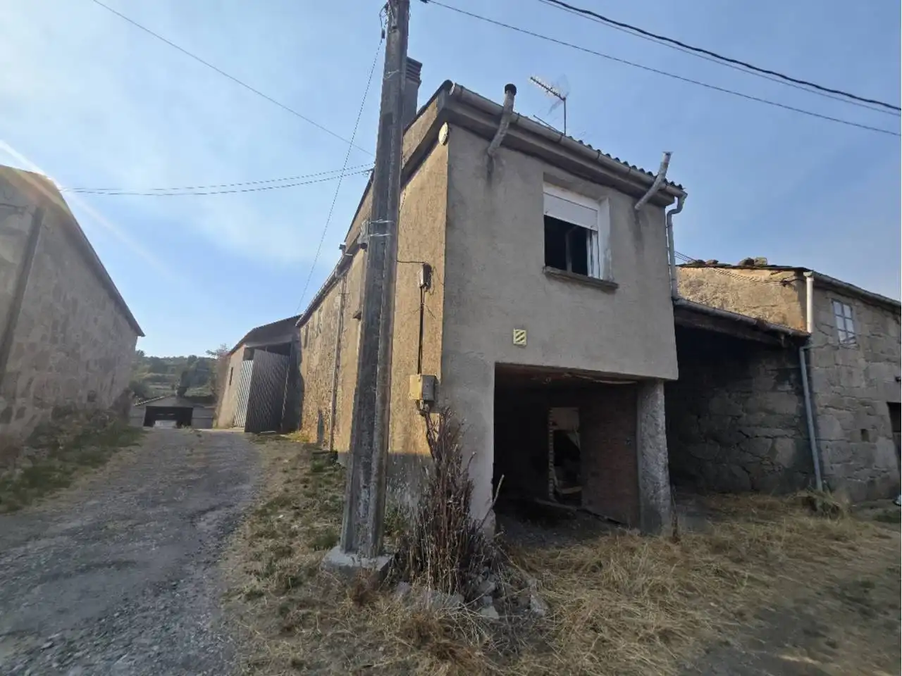 Vista exterior de Casa o chalet en venta en Castroverde con Terraza