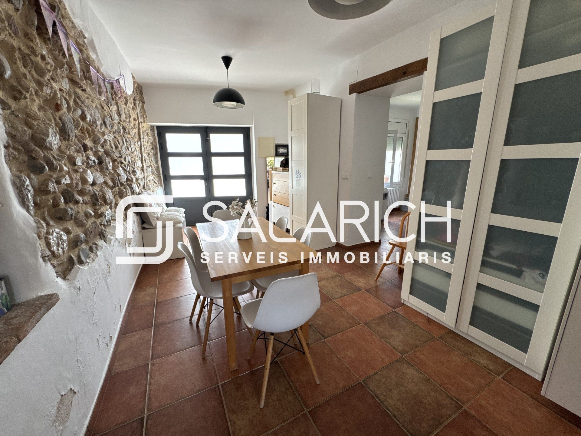 Cuina de Casa o xalet en venda en Olesa de Montserrat amb Aire condicionat, Calefacció i Terrassa