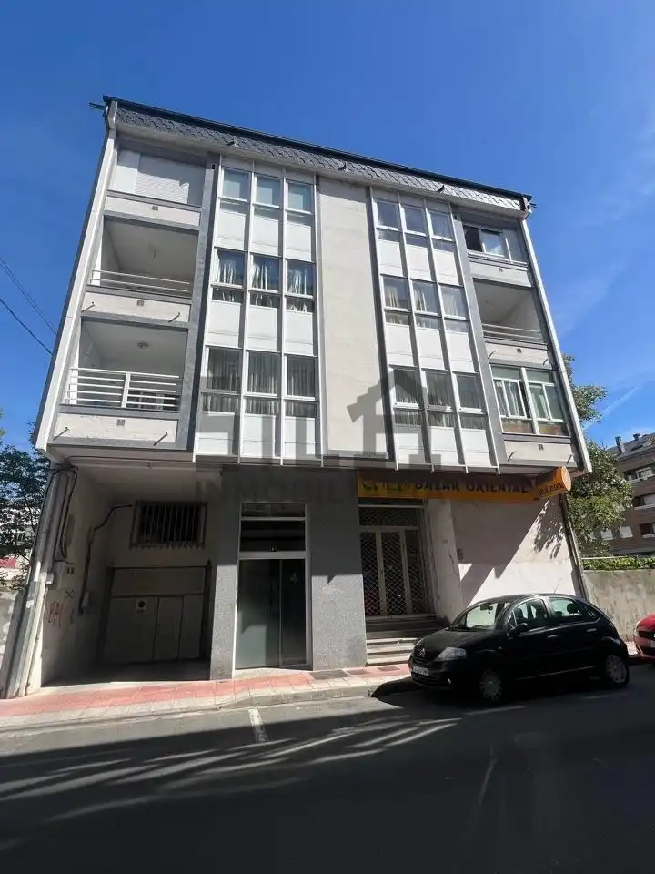 Piso con ascensor en venta en RÚA PONTEVEDRA, imagen 25