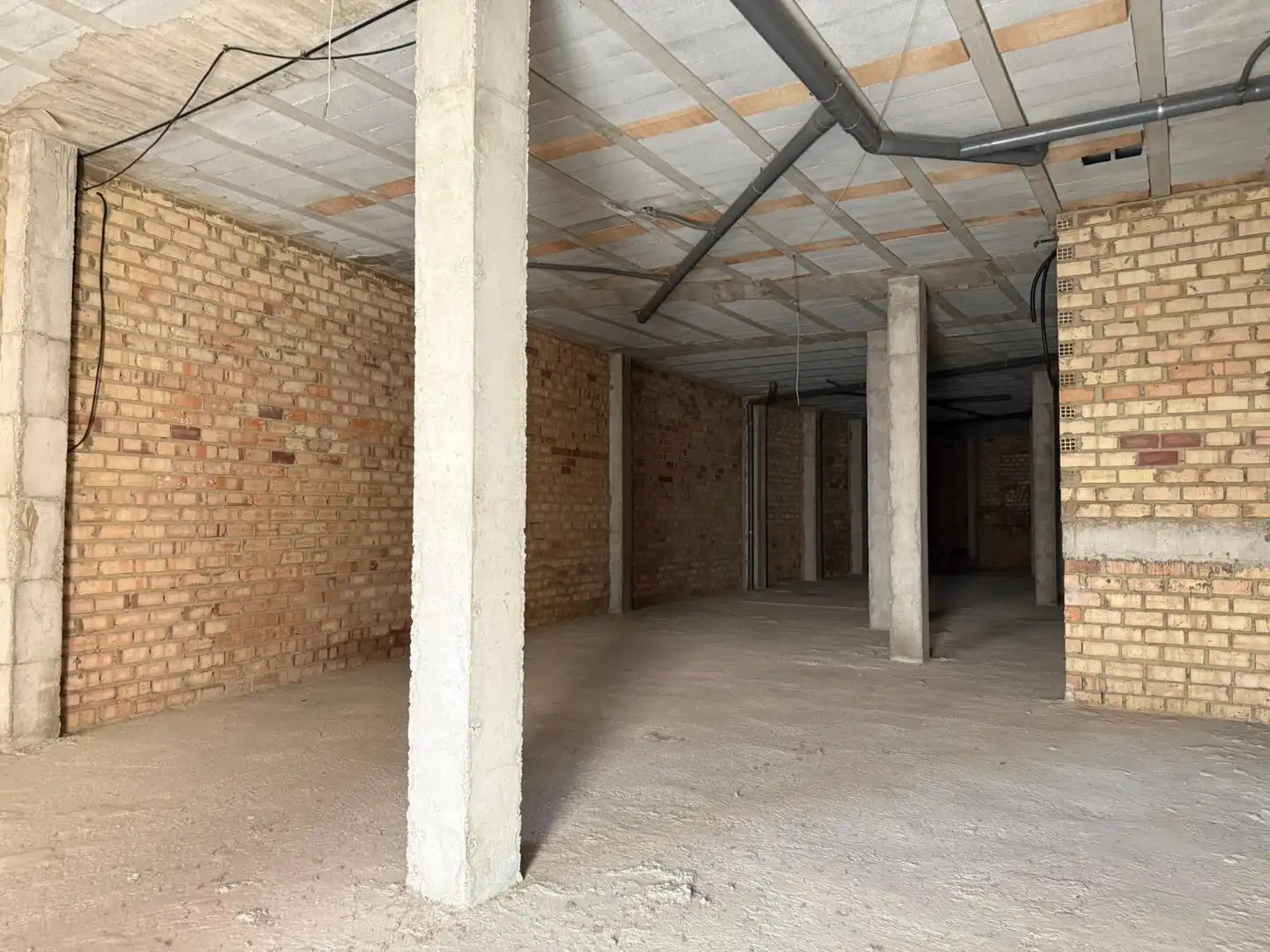 Local comercial en venta en Calle SAMBORONDON, imagen 4