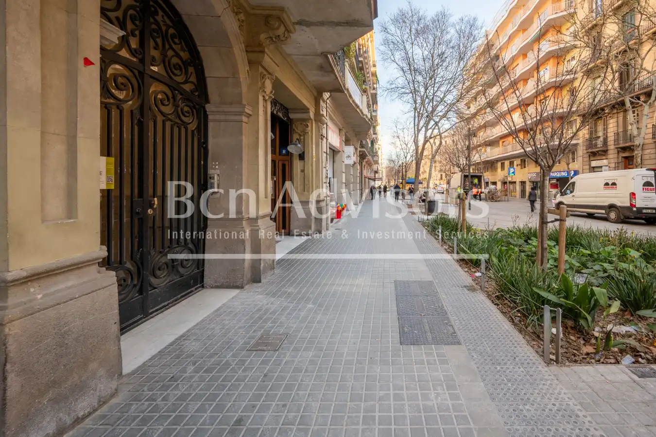 Vista exterior de Piso en venta en Barcelona con Aire acondicionado, Calefacción y Parquet