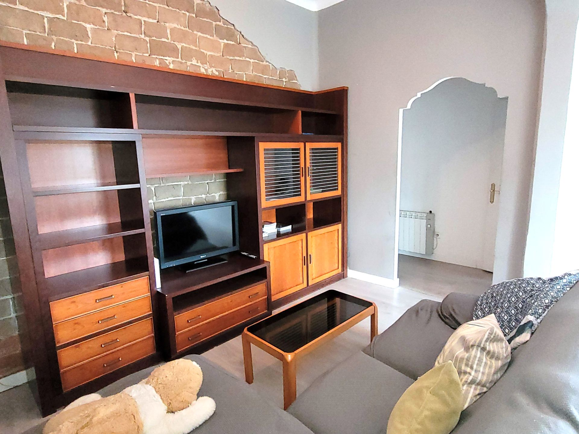 Living room of Flat for sale in Medina del Campo  with Heating, Parquet flooring and Furnished