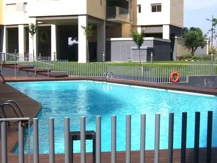 Piscina de Piso en venta en  Valencia Capital con Aire acondicionado, Jardín privado y Parquet