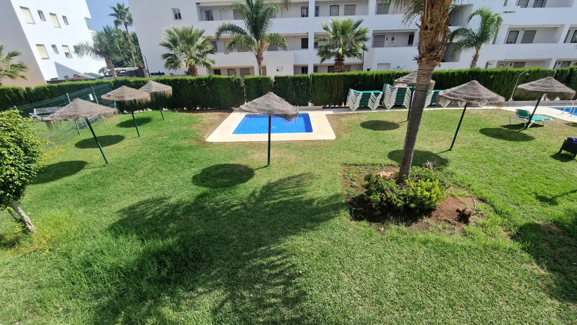 Piso con piscina en venta en Calle Calle Geranios 35, imagen 47