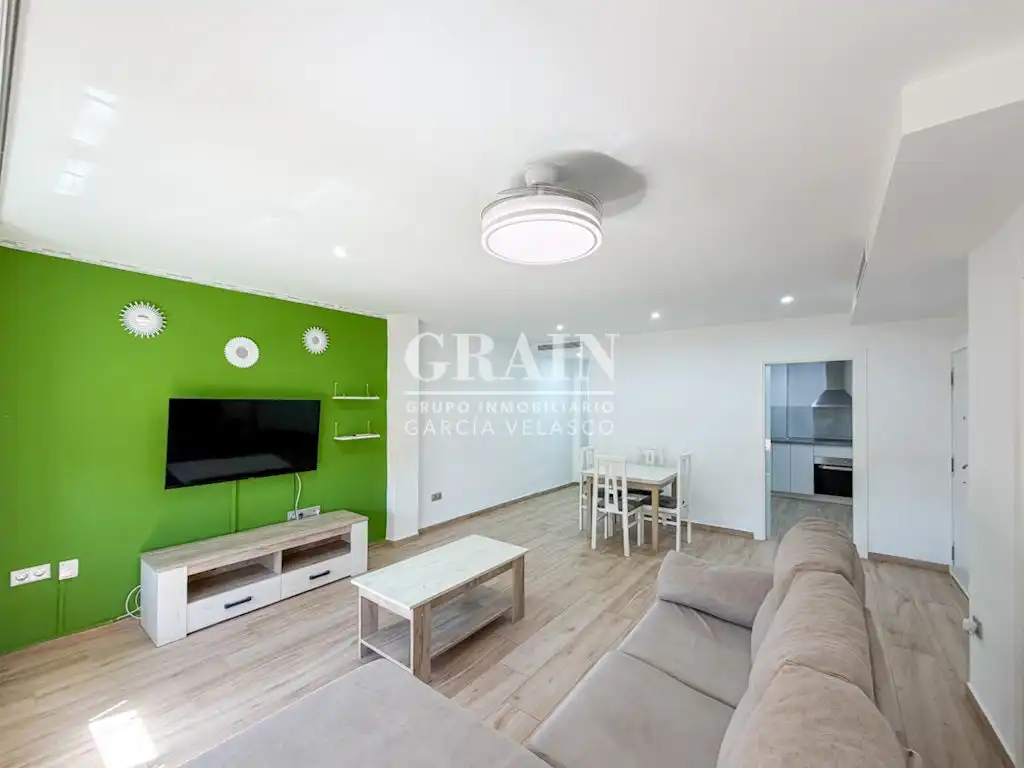 Piso con terraza en venta en Ensanche - Franciscanos, imagen 2