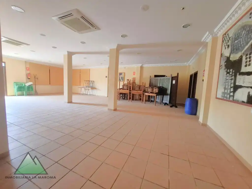 Local commercial à vendre à Plaza Ermita (Rf), imagen 6