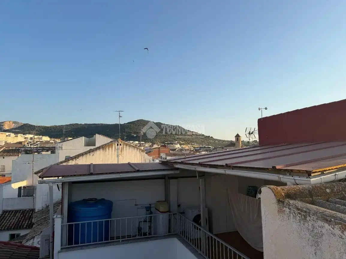 Vista exterior de Casa adosada en venta en Torredelcampo con Aire acondicionado, Terraza y Amueblado