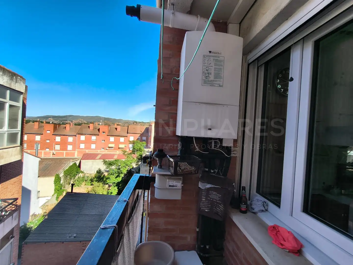 Balcony of Flat for sale in Quel