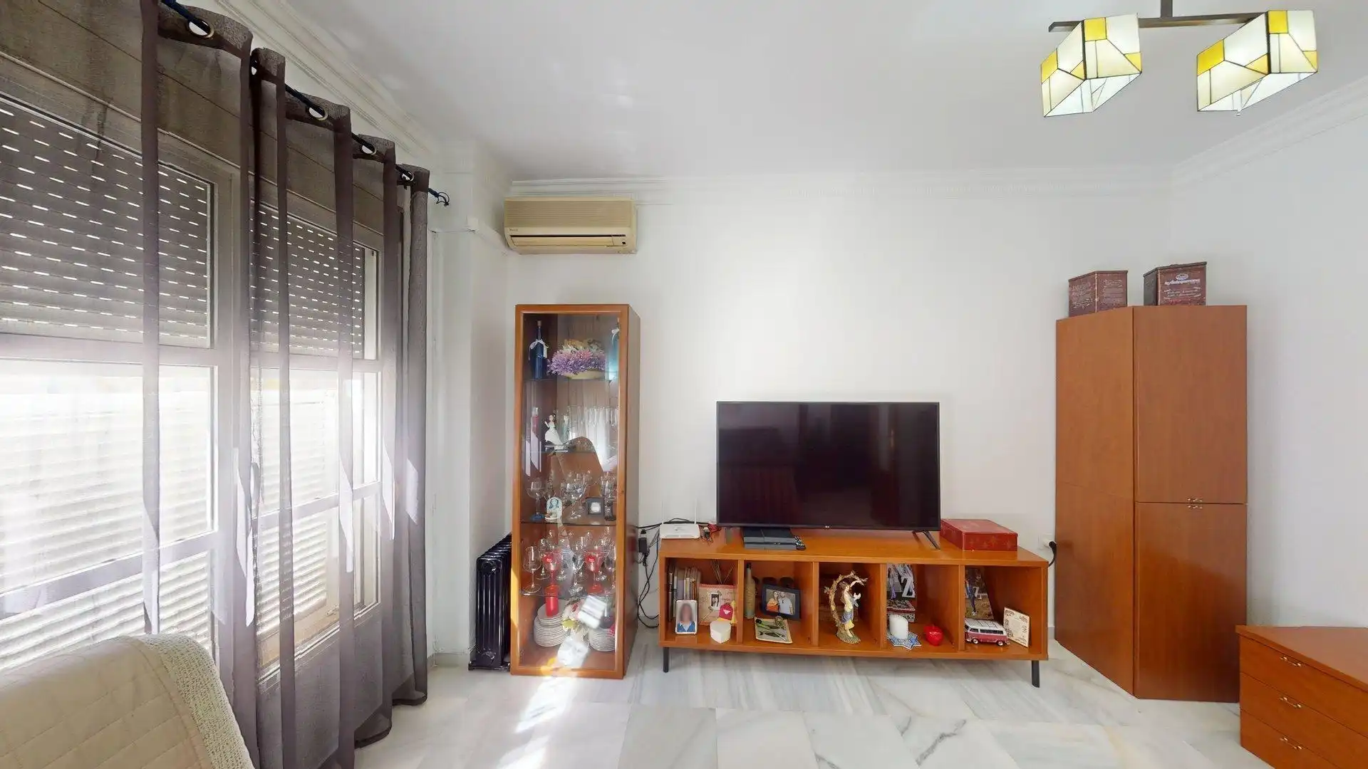 Sala de estar de Planta baja en venta en Gelves con Aire acondicionado