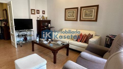 Foto 3 de Piso en venta en San Pedro de Deusto - La Ribera, Bilbao