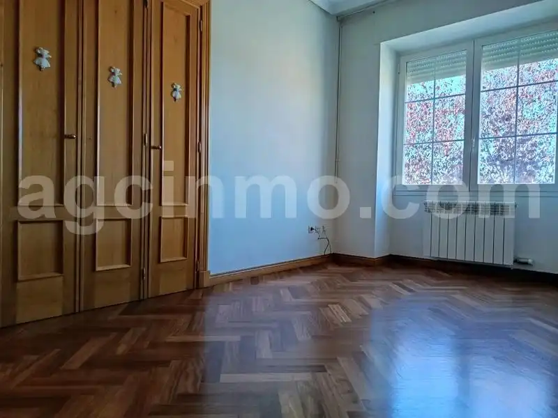 Sala de estar de Casa o chalet en venta en Simancas, Valladolid
