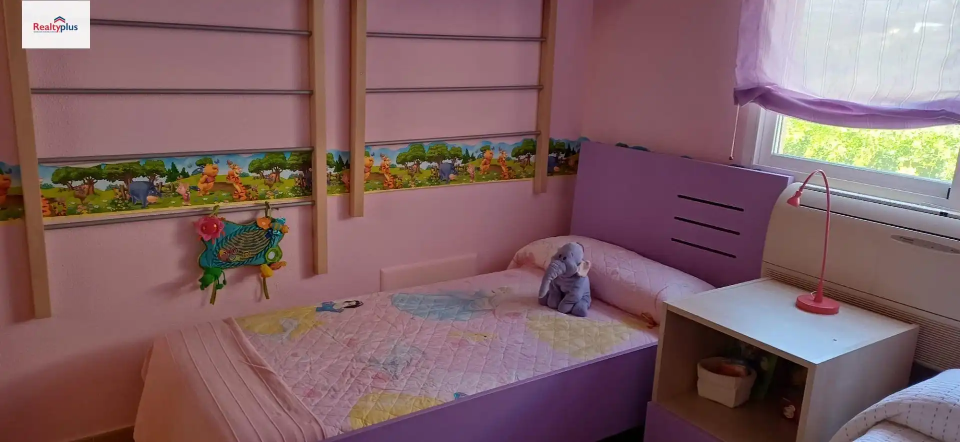 Habitación de Casa adosada en venta en Burgohondo