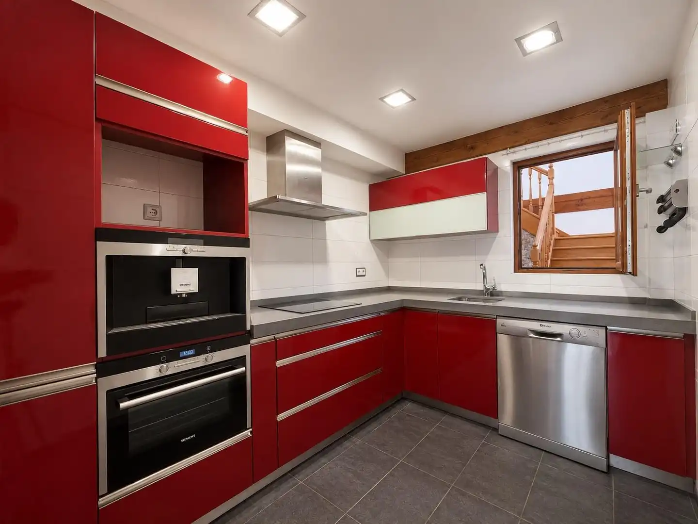 Cocina de Casa adosada en venta en Riotuerto con Calefacción y Terraza