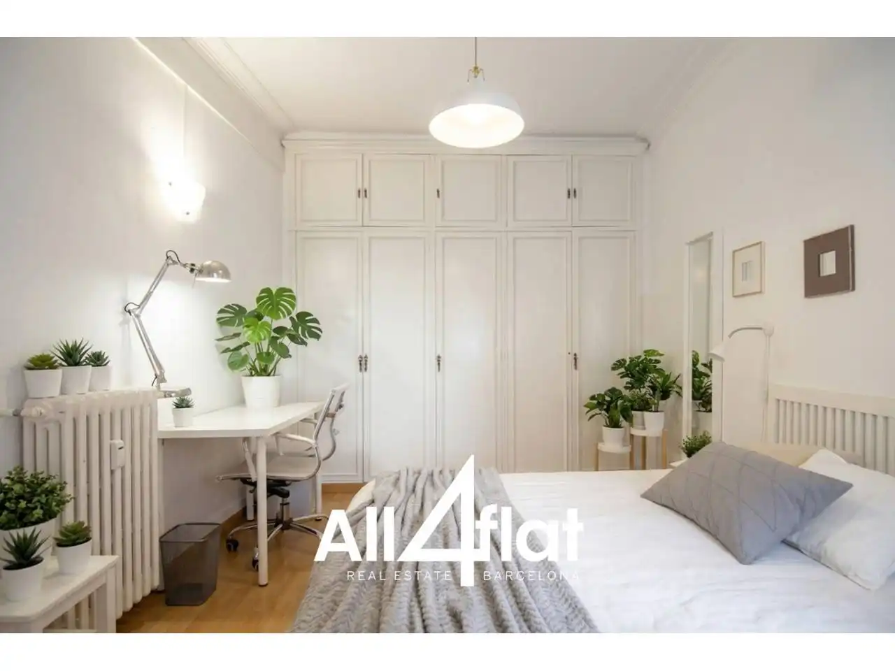 Schlafzimmer von Wohnung zur Miete in Barcelona mit Klimaanlage, Heizung und Parkett
