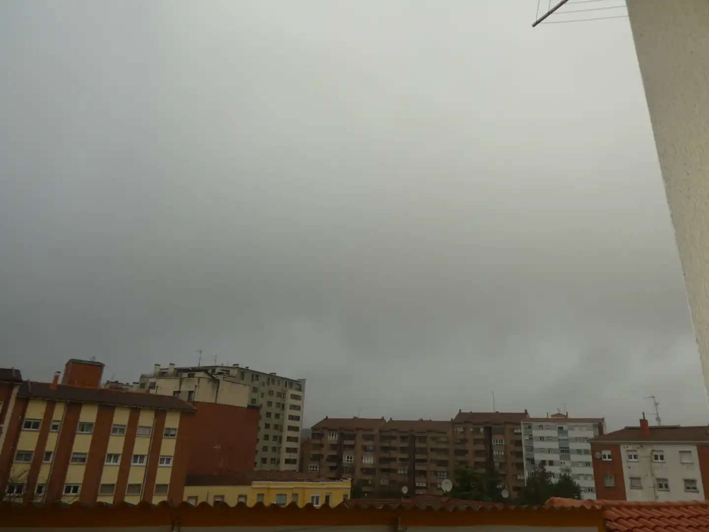 Vista exterior de Pis en venda en Burgos amb Calefacció, Parquet i Moblat