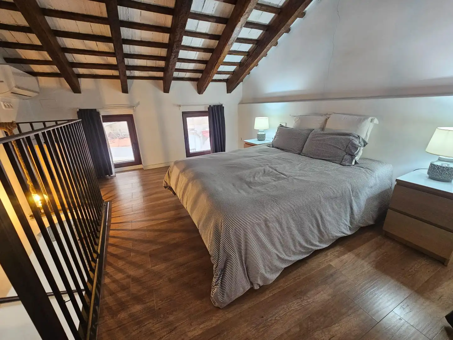 Dormitori de Casa adosada en venda en Valencia amb Aire condicionat, Parquet i Terrassa