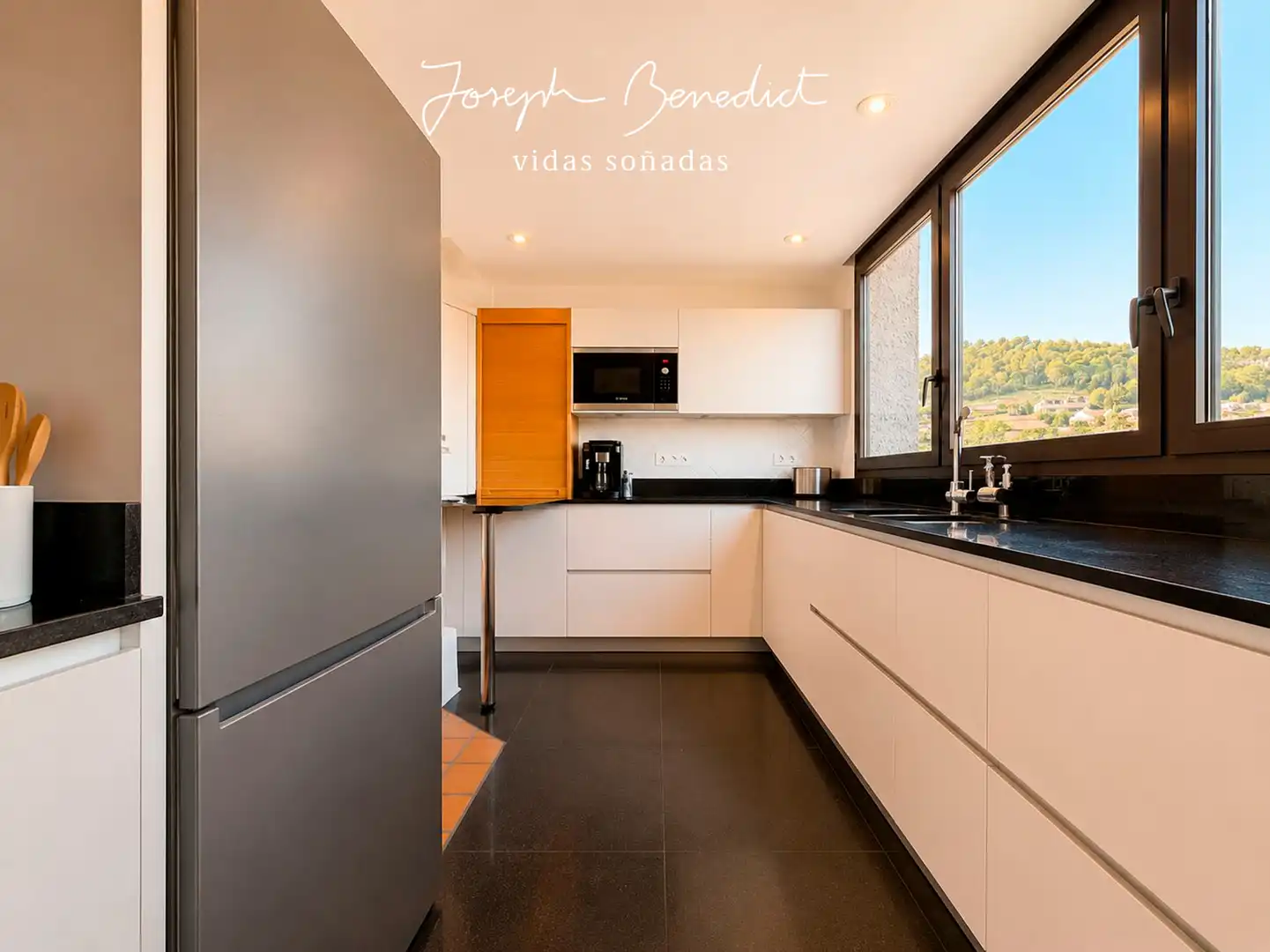 Kitchen of Houses for sale in Torrelles de Llobregat  with Air Conditioner, Heating and Private garden