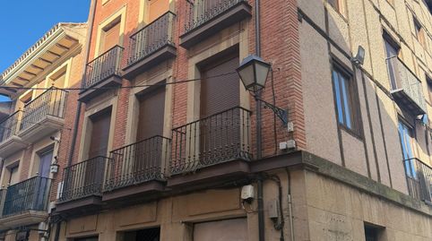 Piso para reformar junto a la catedral de StoDomingo de la Calzada