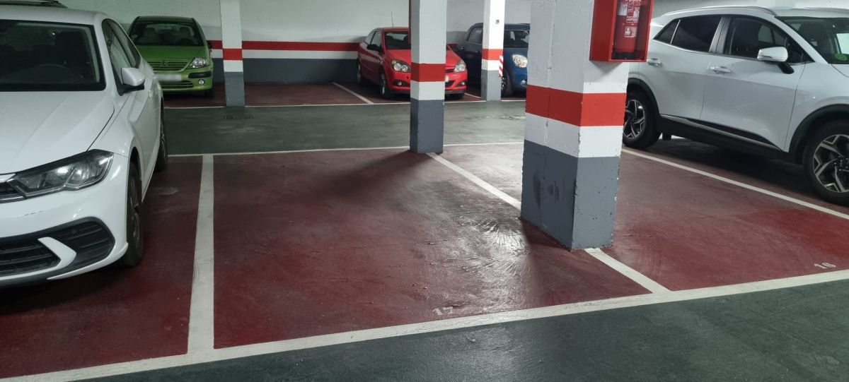 Garage to rent in DOCTOR RELIMPIO, 4, San Carlos - San José