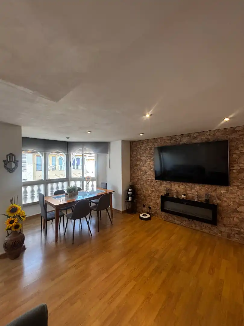 Living room of Flat for sale in Benidorm  with Air Conditioner, Heating and Balcony