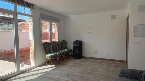 Foto 2 de Dúplex de alquiler en Villa del Prado, Madrid