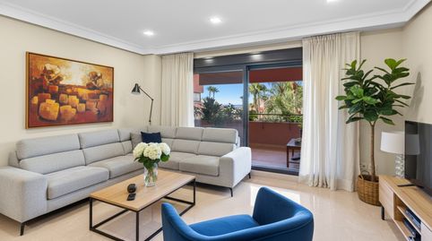 Espectacular apartamento de 3 dormitorios con vistas al mar y a pocos pasos de la playa!, imatge 2